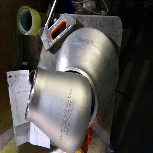 ASTM A 403  WP 316 L ERW ECC.REDUCER